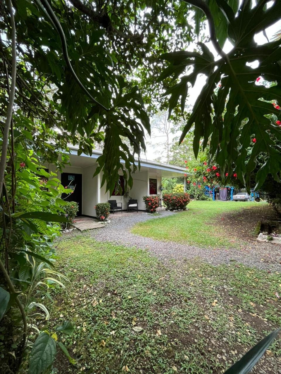 Casona Tica Linda Hotel Sarapiquí Exterior photo